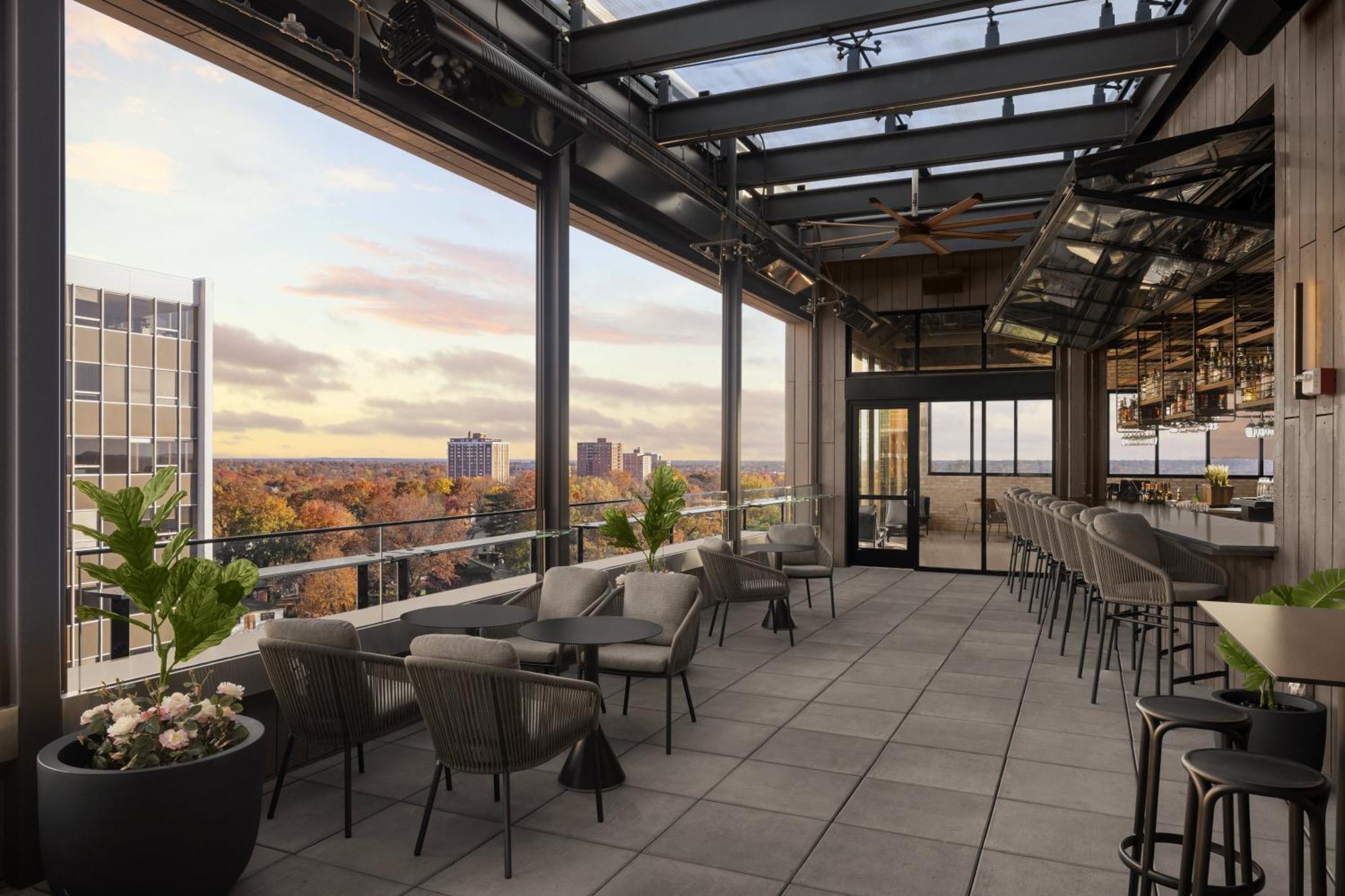Ac Hotel By Marriott St. Louis Clayton Exterior foto